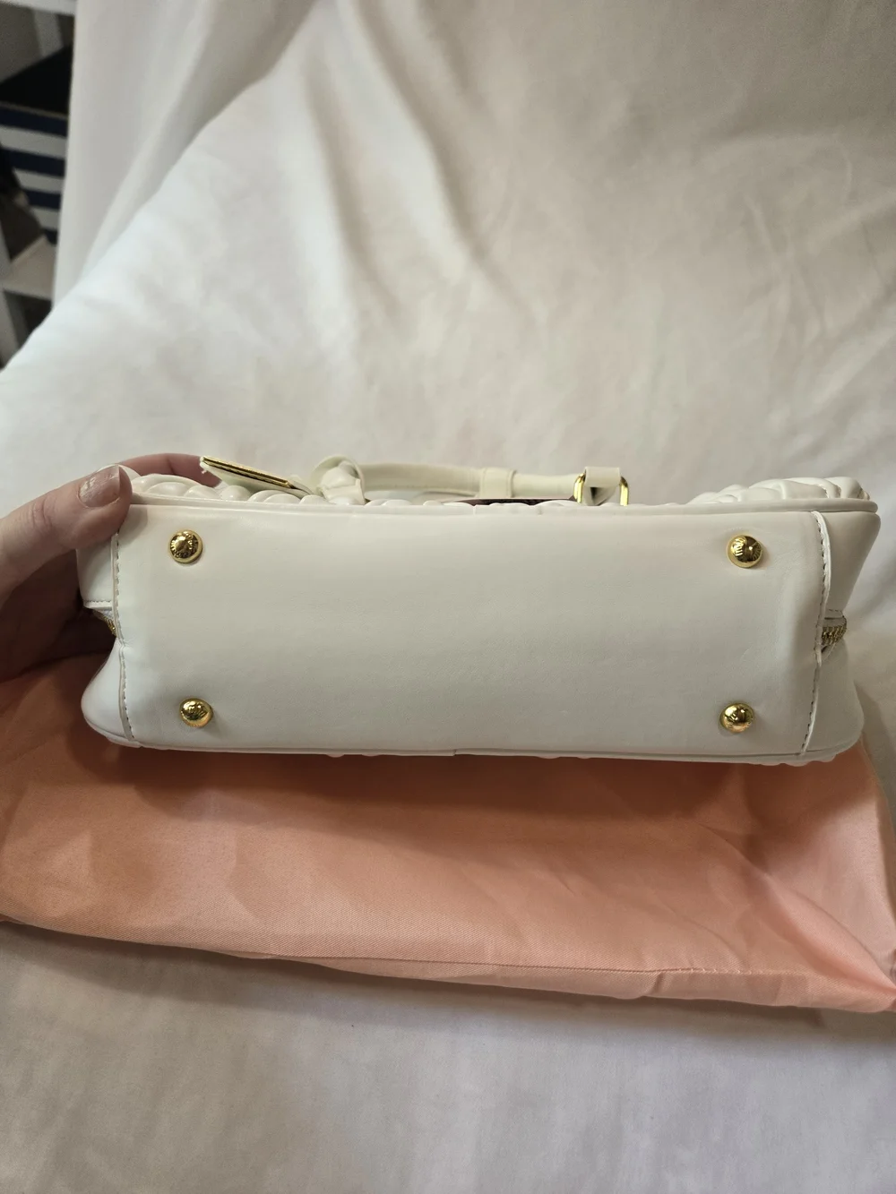 Gorgeous White Quilted Top-Handle Women’s Matelasse Leather Bag